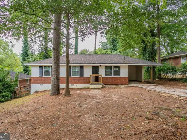 4806 Ridgewood Dr, Forest Park, GA 30297