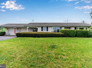 112 Opossum Lake Rd, Carlisle, PA 17015