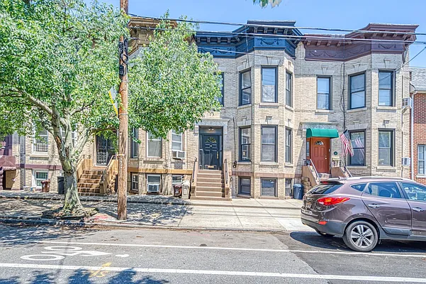 Rented by John Maguire Real Estate | media 4