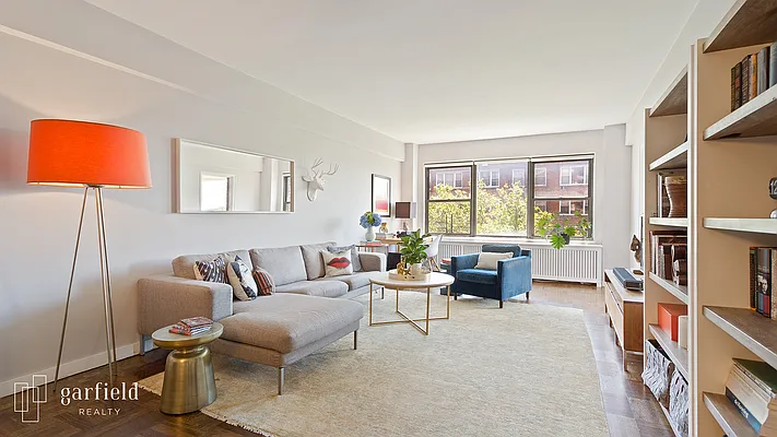 Sold by Garfield Realty  | media 2