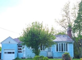 87 Westwood Pkwy, Southbridge, MA 01550