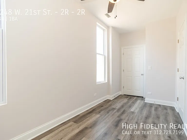 2248 W 21st St #2R — Photo 7