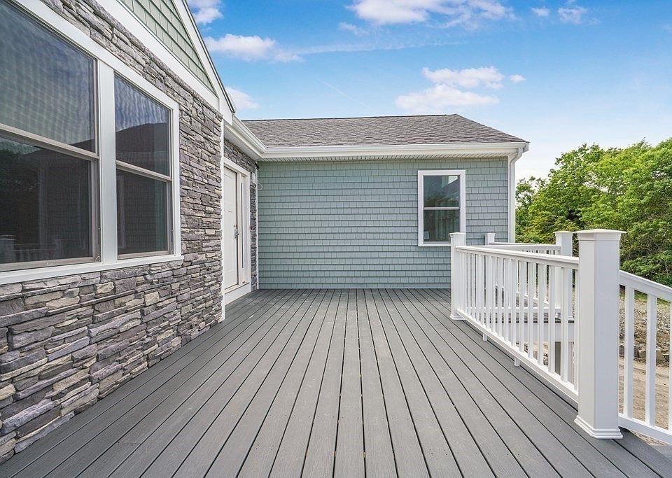 445 Sharps Lot Rd, Swansea, MA 02777 Zillow