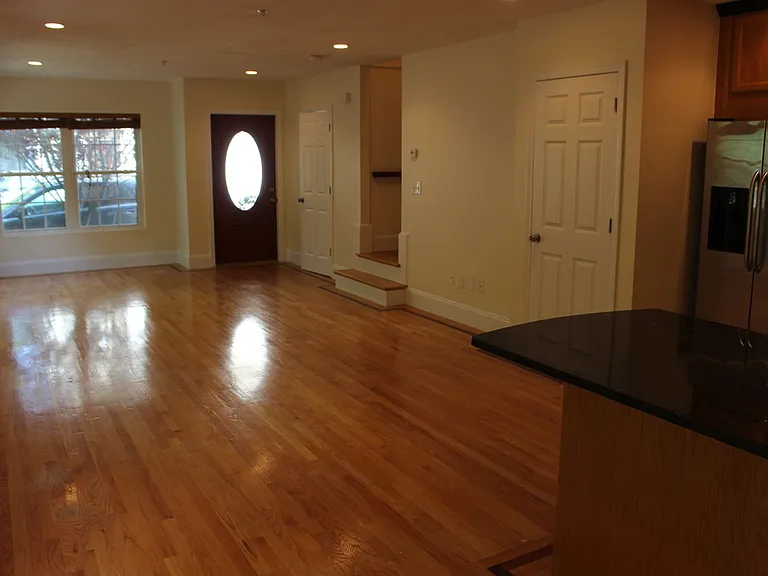 8 Grant St #18 — Photo 2