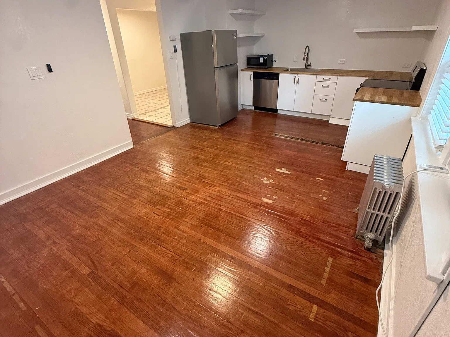 2 bed, 1200 sqft, $2,600 — Photo 2