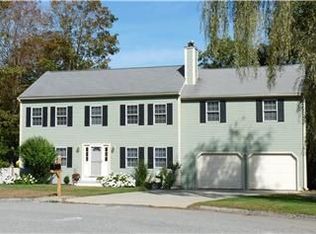 8 Linbrook Ln, Franklin, MA 02038
