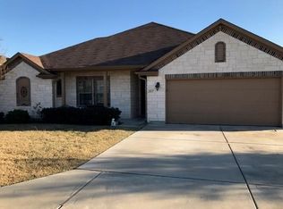 207 Valley Oaks Loop, Georgetown, TX 78626