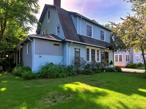 114 Carleton Street, Hamden, CT 06517