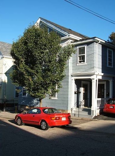 65 Arnold St