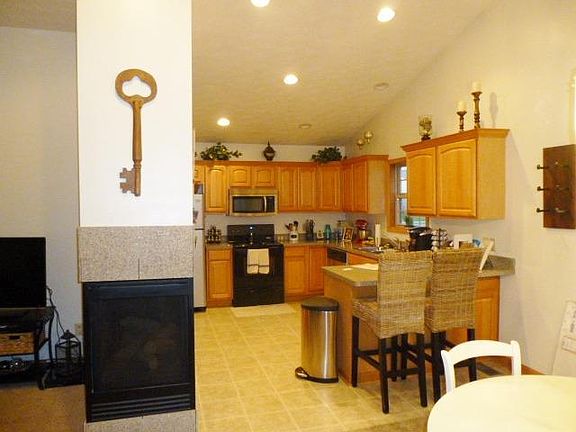 2nd image of 467 John Chambers Dr
