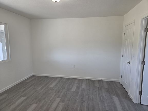3rd image of 3215 W Capitol Ave #2