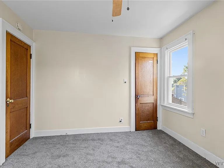 71 Gerald Ave #UPPER — Photo 9