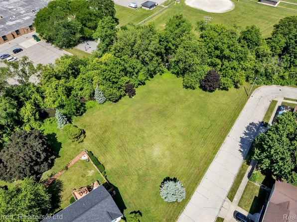 0 Hanover St, Dearborn Heights, MI 48125