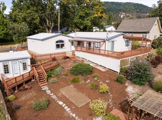 150 E Summit St, Lowell, OR 97452