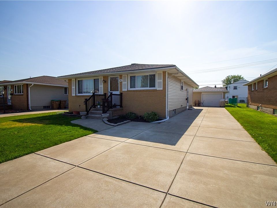 1st image of 60 Joanne Ln