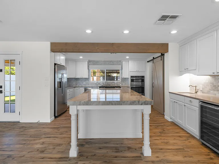 6508 N 85th Pl — Photo 8
