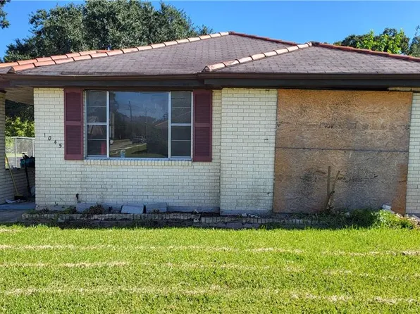 1045 Orion Ave, Metairie, LA 70005