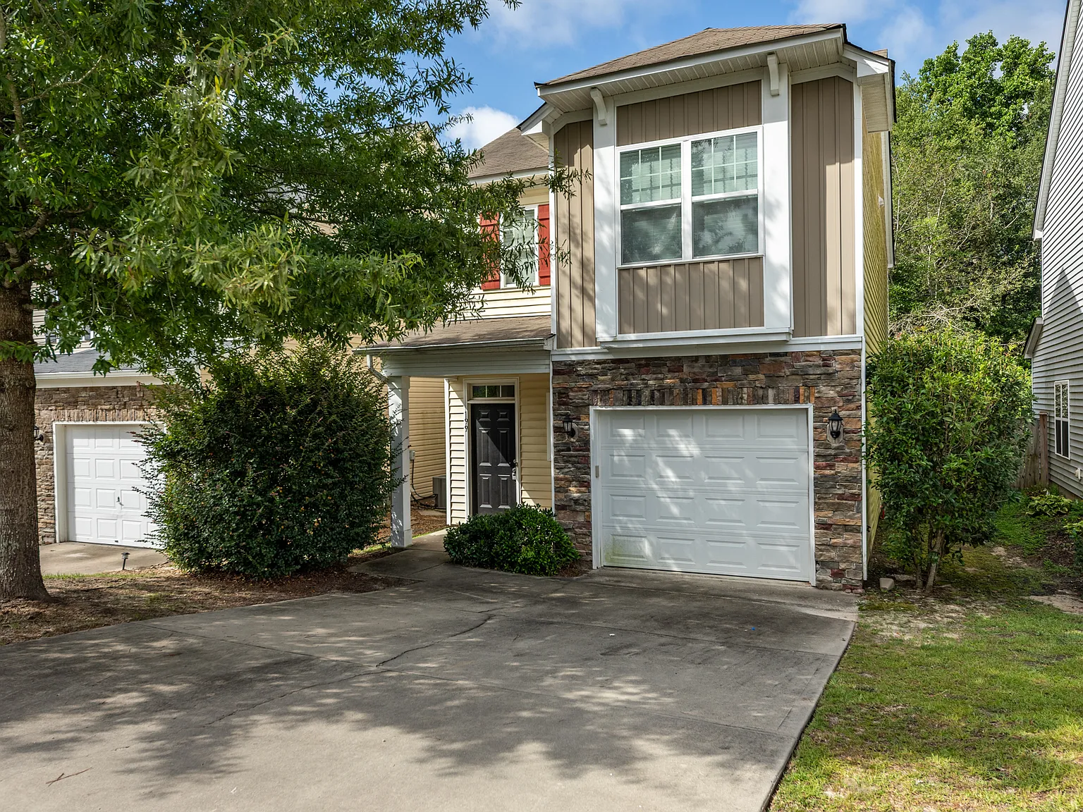 3 bed, 2.5 bath, 1670 sqft, $1,850 — Photo 3