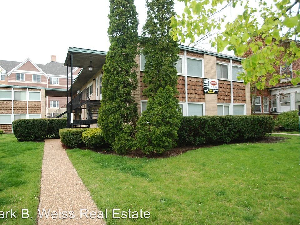 1st image of 1646 2nd St APT 8