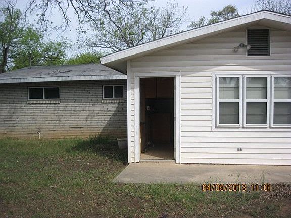 2nd image of 745 Skylane Dr S