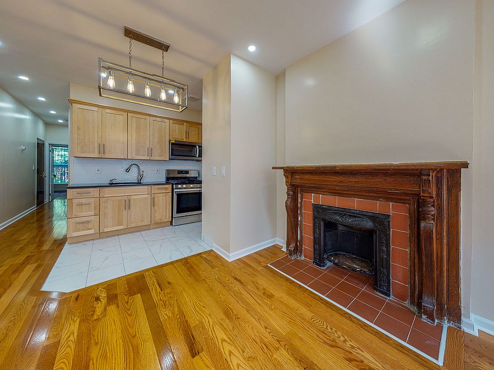 1st image of 317 W 136th St #3