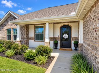 2926 Juliette Dr, Ocean Springs, MS 39564