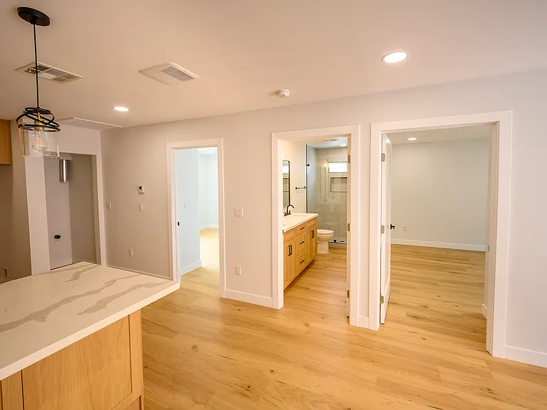 3107 W Coolidge Ave #B — Photo 6