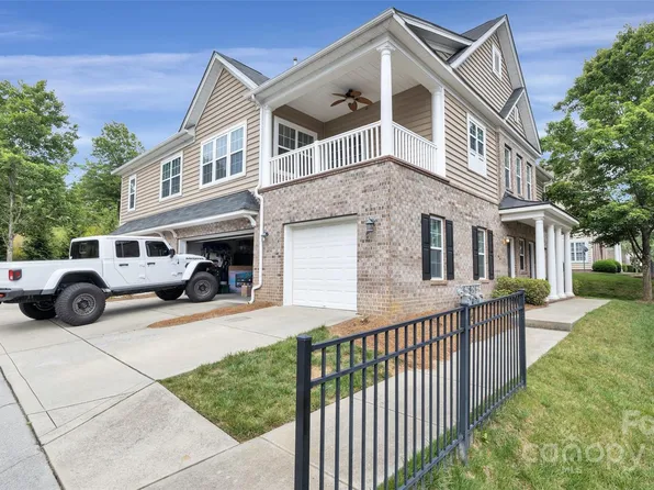 11111 Ascoli Pl, Charlotte, NC 28277
