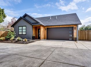 2845 Harlow Rd, Eugene, OR 97401