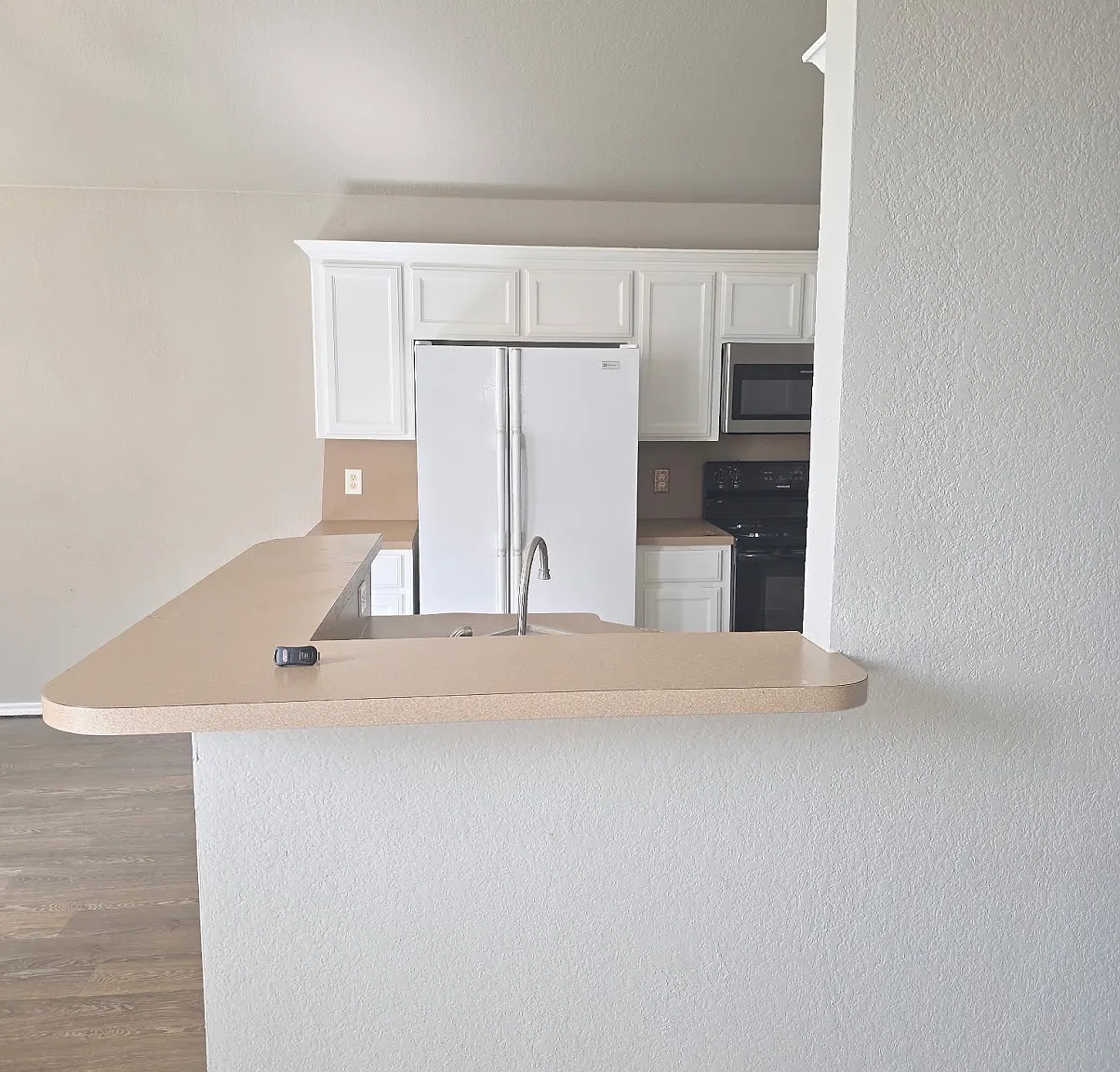 3 bed, 1450 sqft, $1,750 — Photo 2