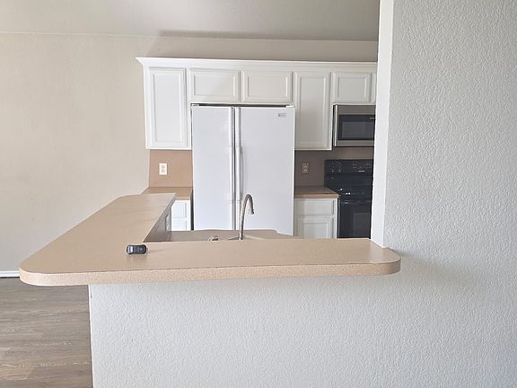 2nd image of 2304 NW 162nd St