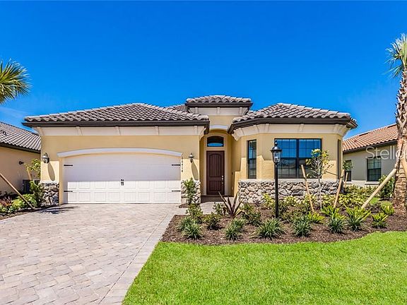 2nd image of 16414 Hillside Cir