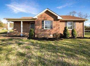 105 Oak Hill Ct, Portland, TN
