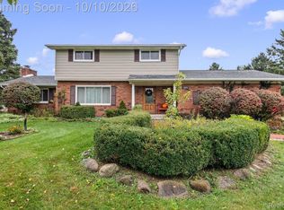 4675 Seymour Lake Rd, Oxford, MI 48371