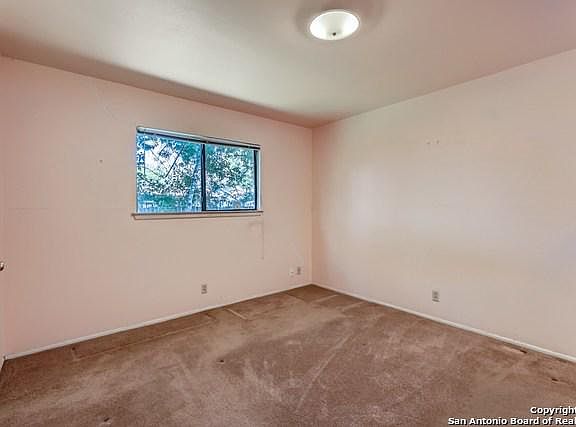 5th image of 2119 San Lucas St