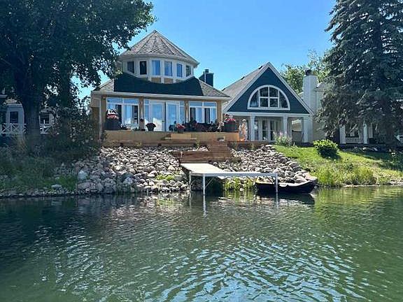 5th image of 108 W Marina Bay Ct