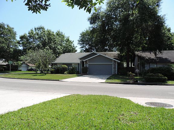 3rd image of 6533 NW 37th Dr