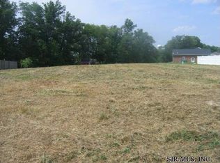 5617 Seasons Rdg, Smithton, IL 62285