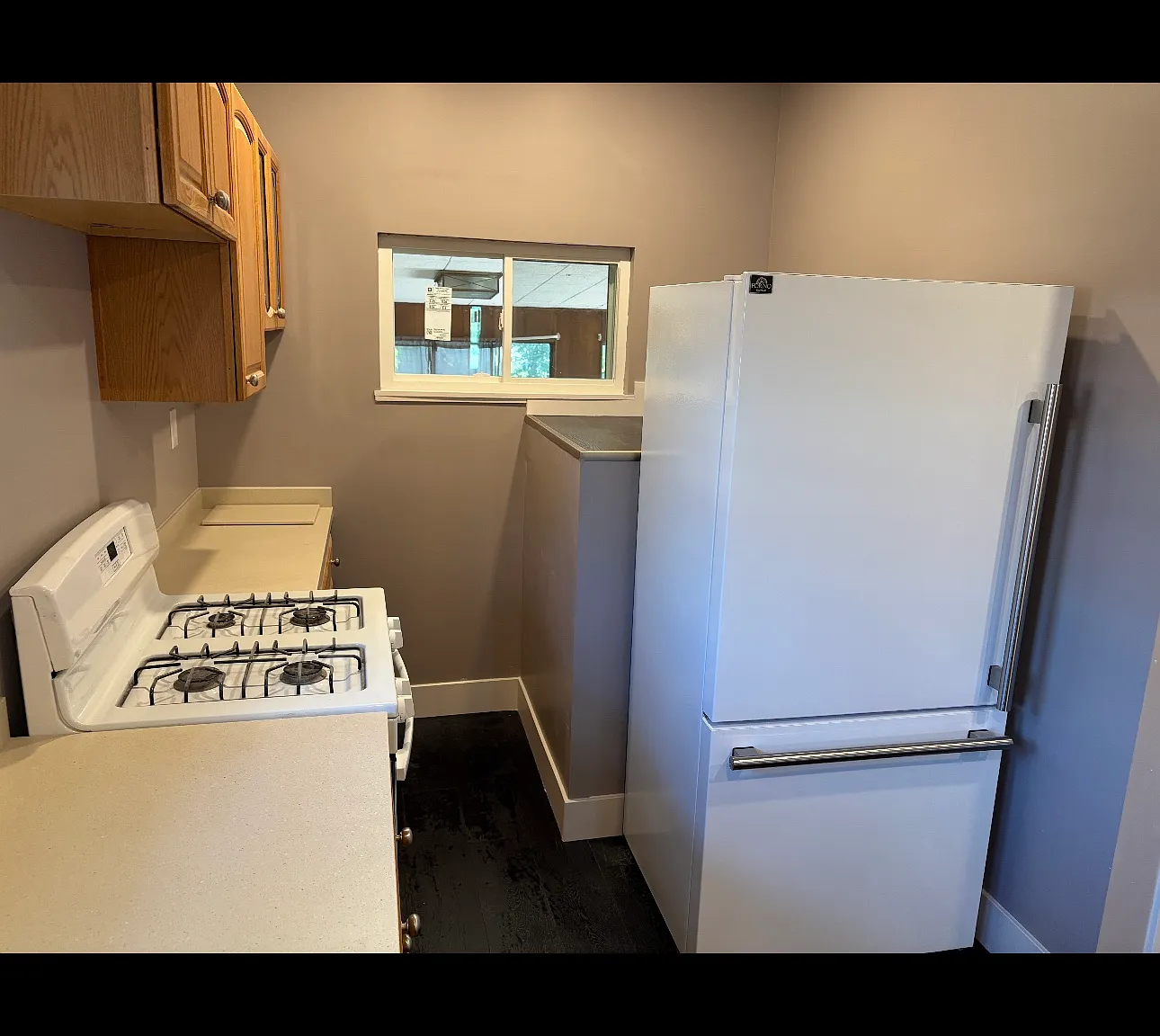 7517 Brookpark Rd — Photo 2