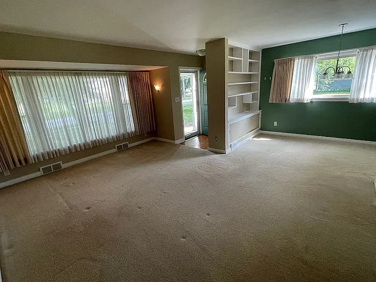 7383 Chestnut St — Photo 16
