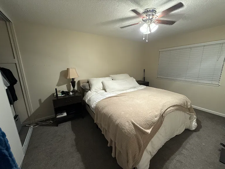 1517 Oak Tree Dr — Photo 4
