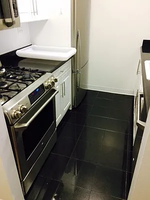 Rented by Keller Williams NYC | media 8