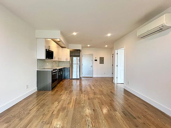 2nd image of 138-28 Qns Blvd #4I
