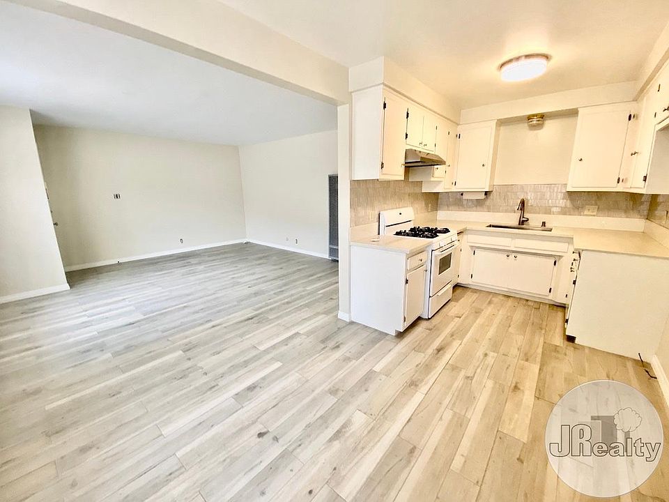 1st image of 4215 W 130th St #C