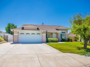 7551 Stoney Creek Dr, Highland, CA 92346