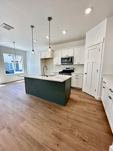 1547 W Banner Dr Photo 1