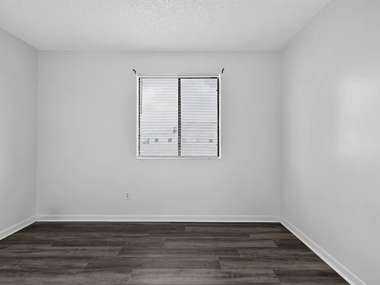 451 Mercury Ave SE #201 — Photo 19