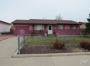 3713 Sheffield Ln, Pueblo, CO 81005