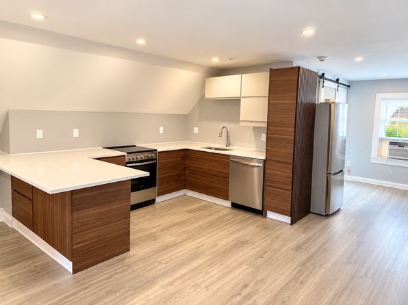 45 Maple Ave #3