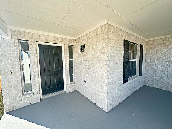 3rd image of 7930 Brinson Ct